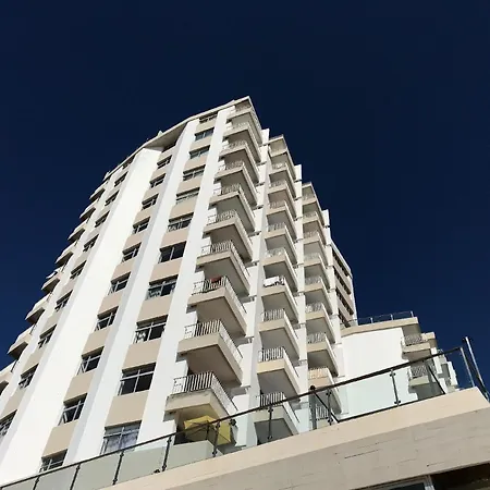 Fuer 4 Personen Ca 15 M In So Martinho, Madeira Suedkueste Von Madeira Funchal (Madeira)