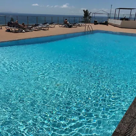 Fuer 4 Personen Ca 15 M In So Martinho, Madeira Suedkueste Von Madeira Apartment *